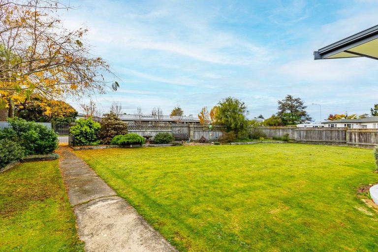 Photo of property in 16 Goodger Street, Waipukurau, 4200