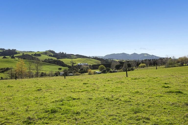 Photo of property in 1065 Pipiwai Road, Ruatangata West, Whangarei, 0176