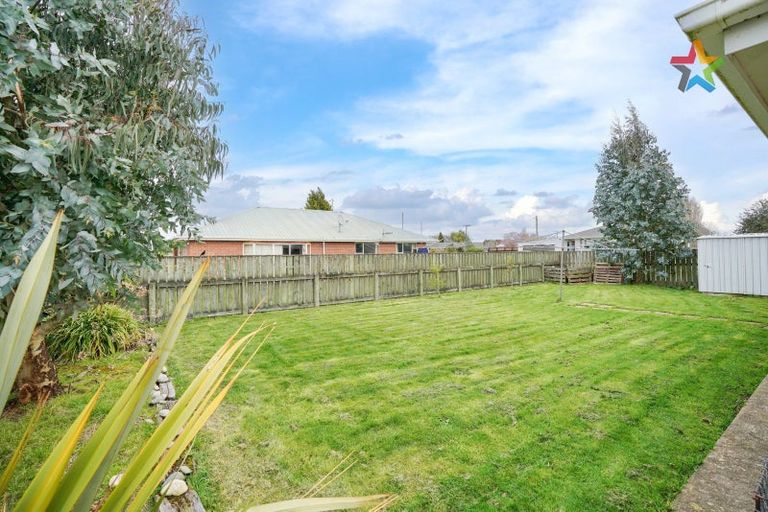 Photo of property in 6 Manse Street, Edendale, 9825