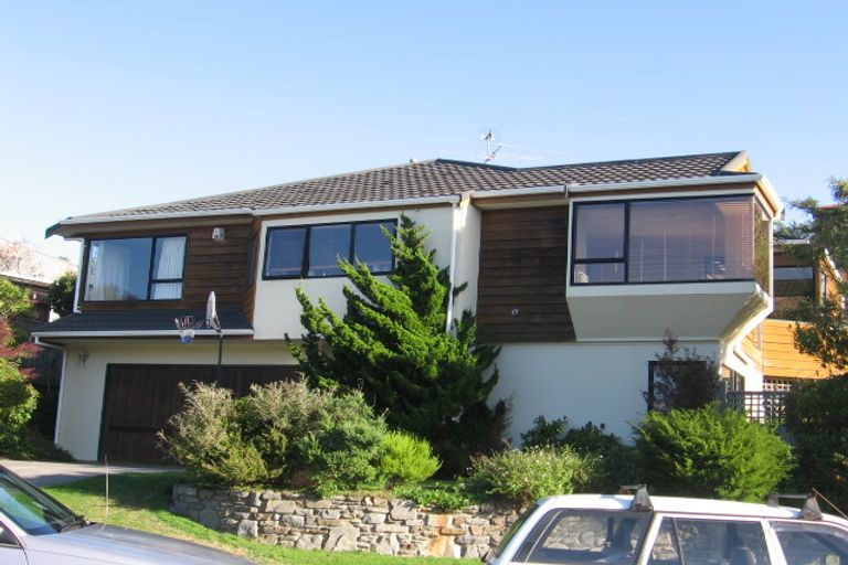 Photo of property in 7 Longmont Terrace, Churton Park, Wellington, 6037