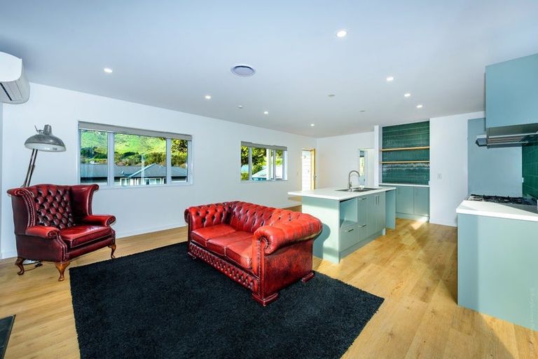 Photo of property in 53 Port Hills Road, Heathcote Valley, Christchurch, 8022