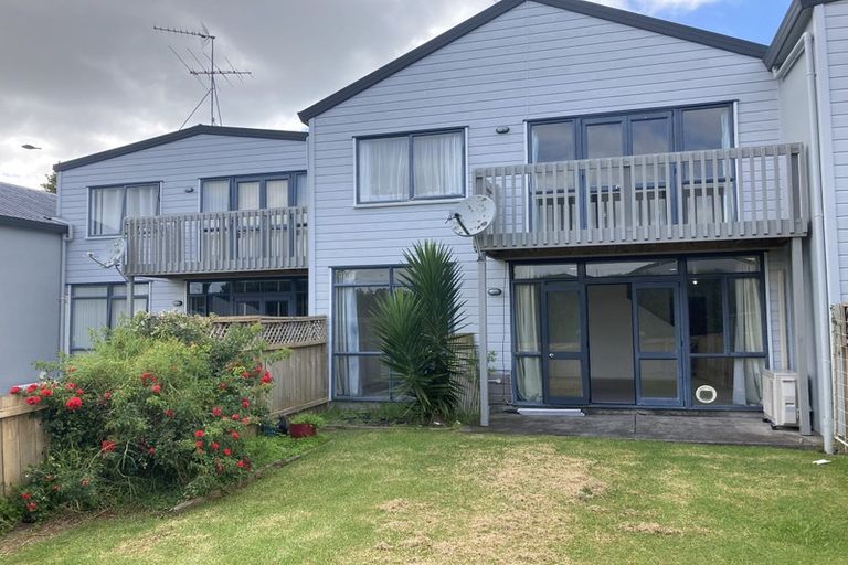 Photo of property in 12/3 Erewhon Place, Birkdale, Auckland, 0626