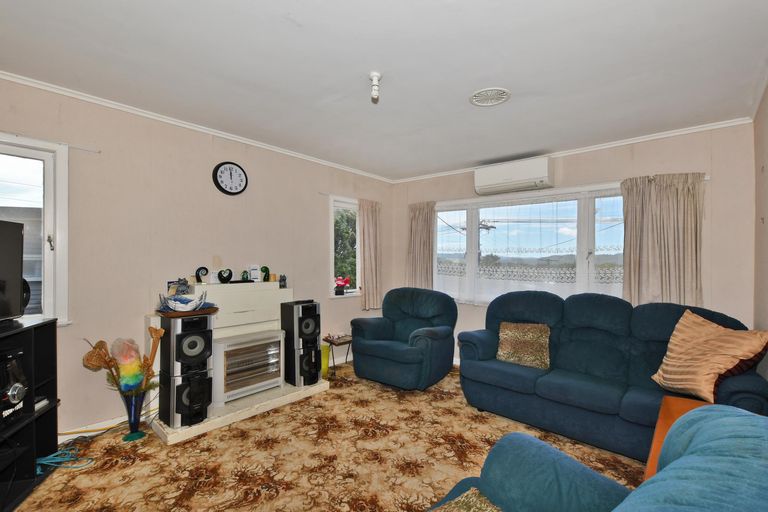 Photo of property in 98 Station Road, Te Kamo, Whangarei, 0112