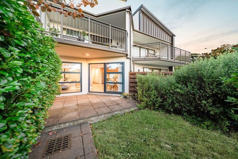 Photo of property in 2/69 Suva Street, Upper Riccarton, Christchurch, 8041