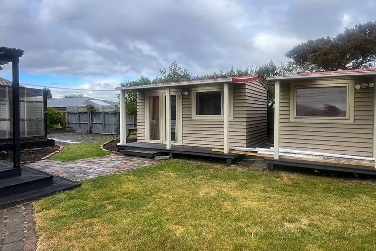 Photo of property in 16 Long Street, Woolston, Christchurch, 8023