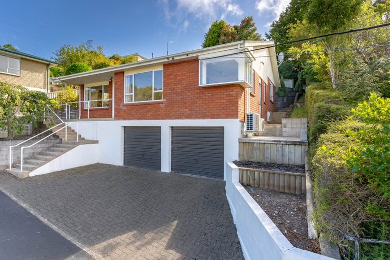 Photo of property in 20 Centennial Avenue, Helensburgh, Dunedin, 9010
