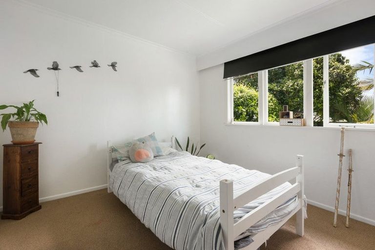 Photo of property in 11 Roretana Drive, Athenree, Katikati, 3177