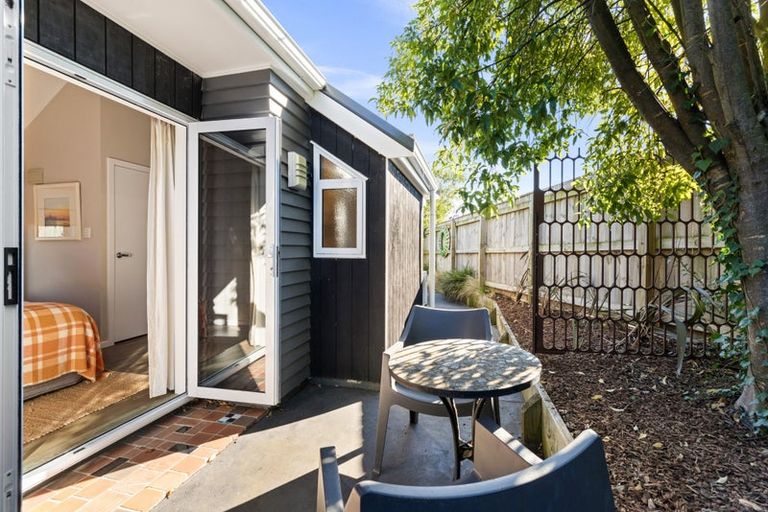 Photo of property in 9 Palmerston Road, Havelock North, 4130