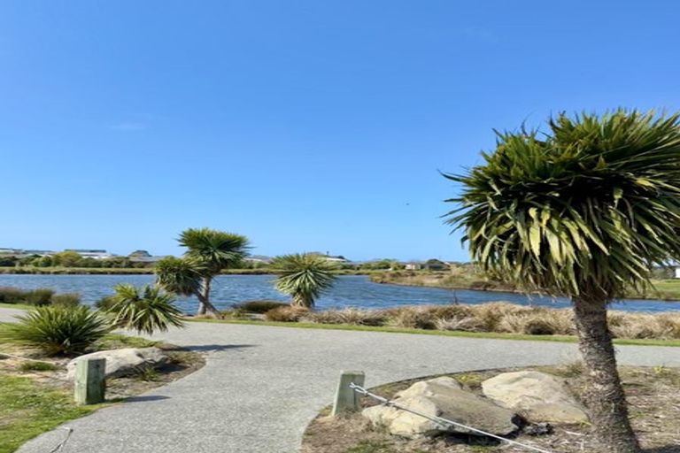 Photo of property in 14 Mackinnon Street, Marshland, 8083