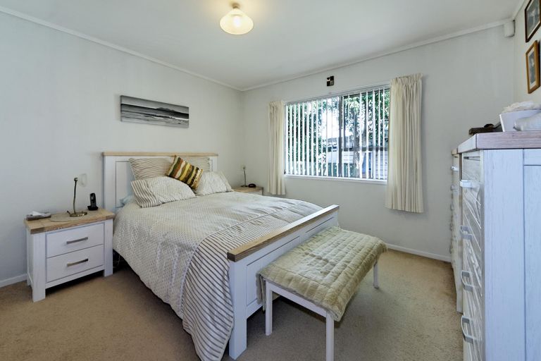 Photo of property in 1/57 Margan Avenue, New Lynn, Auckland, 0600