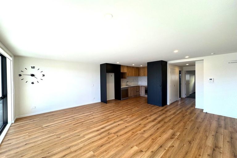 Photo of property in 2/1g Dishys Road, Flat Bush, Auckland, 2019