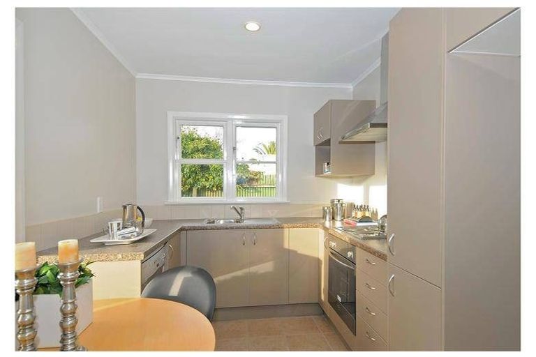 Photo of property in 42f1- Ebdentown Street, Ebdentown, Upper Hutt, 5018