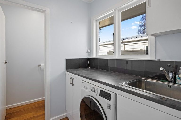 Photo of property in 72 Dunedin Street, Redwood, Christchurch, 8051