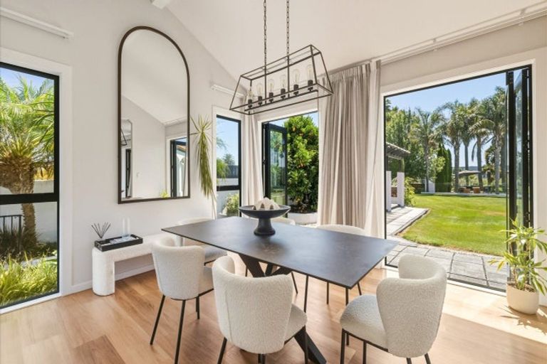 Photo of property in 15 Saint Clair Place, Papamoa Beach, Papamoa, 3118