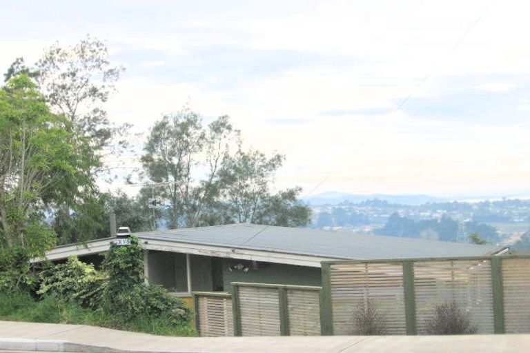 Photo of property in 315 Don Buck Road, Massey, Auckland, 0614