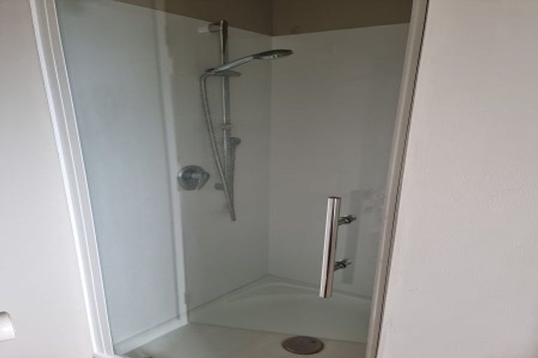 Photo of property in 28 Gladstone Road, Woodend, 7610