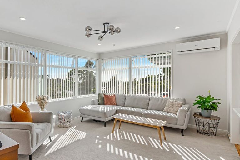 Photo of property in 39 Keegan Drive, Massey, Auckland, 0614