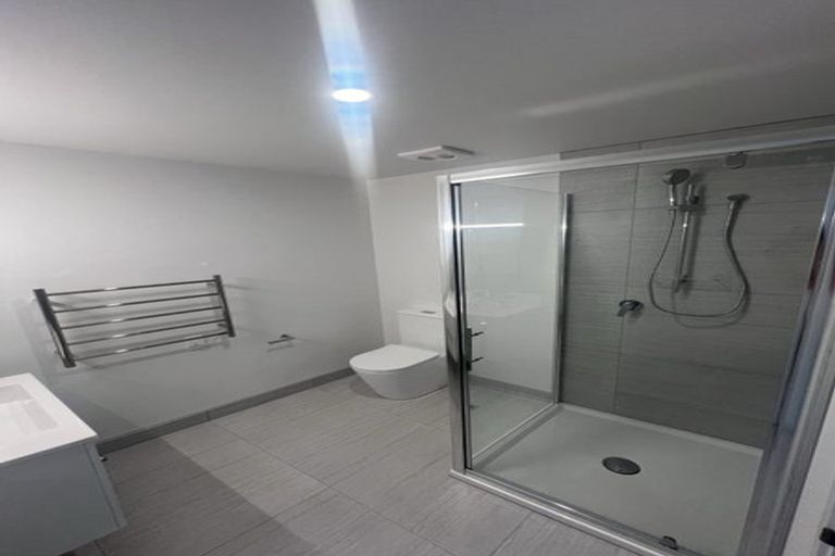 Photo of property in 14 Te Puketoka Lane, Mangere, 2022