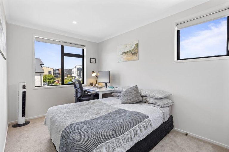 Photo of property in 44 Walter Merton Road, Hobsonville, Auckland, 0616