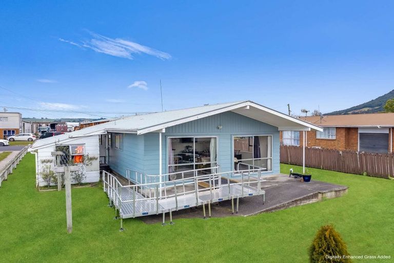 Photo of property in 18a Monokia Street, Fairy Springs, Rotorua, 3015
