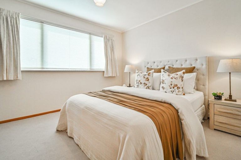 Photo of property in 2 Rakau Street, Havelock North, 4130
