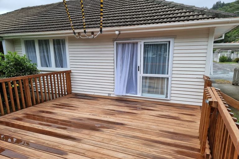 Photo of property in 15f3-a Lane Street, Wallaceville, Upper Hutt, 5018