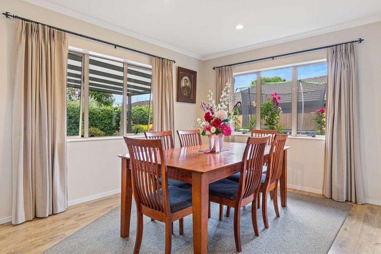 Photo of property in 4 Lockhart Place, Rototuna, Hamilton, 3210