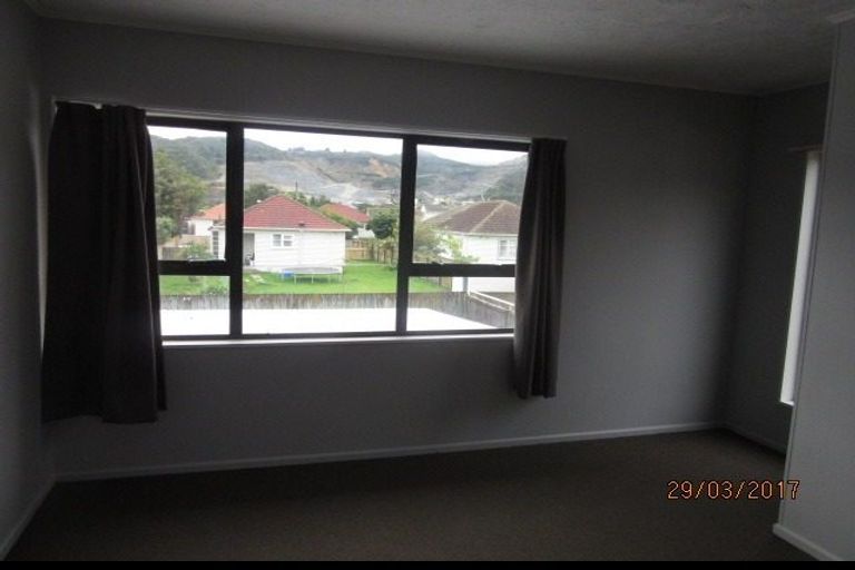 Photo of property in 1287 High Street, Taita, Lower Hutt, 5011