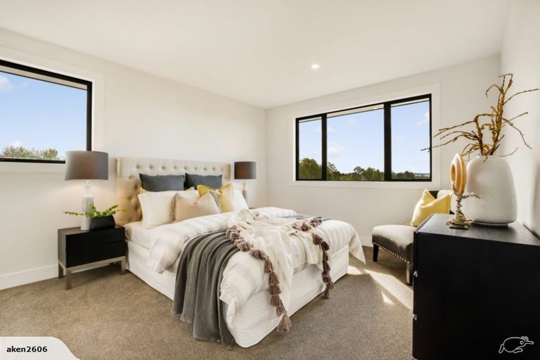 Photo of property in 14 Makete Crescent, Hobsonville, Auckland, 0618