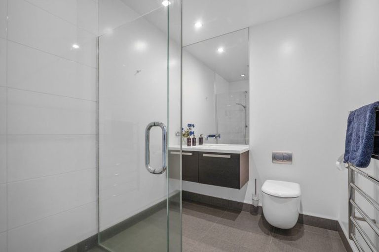 Photo of property in 5/50b Cross Road, Tauranga, 3110