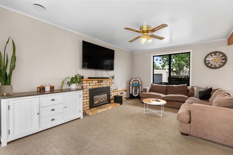 Photo of property in 24 Osborne Avenue, Morrinsville, 3300