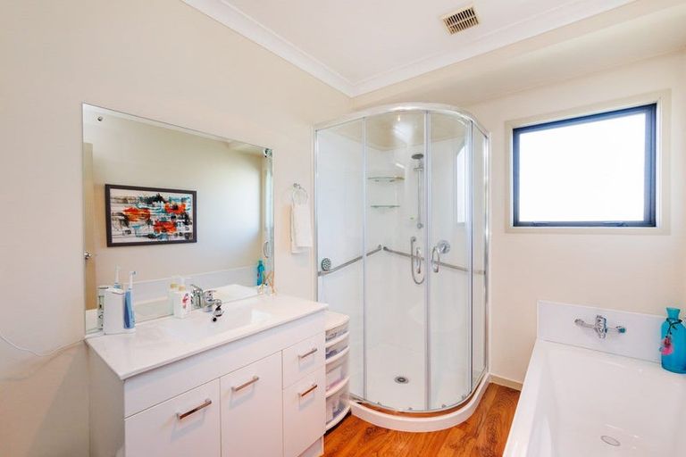 Photo of property in 102a Derby Street, Feilding, 4702