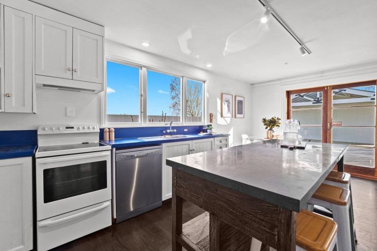 Photo of property in 29 Nixon Street, Tinwald, Ashburton, 7700