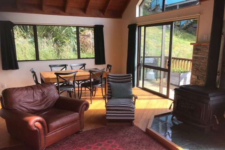 Photo of property in 103 Cliffs Road, Saint Clair, Dunedin, 9012