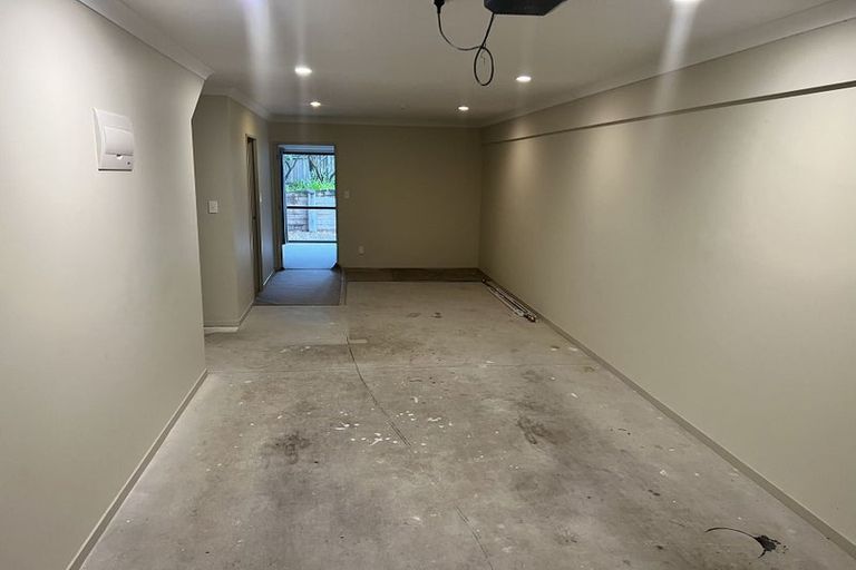 Photo of property in 12/46 Carlos Drive, Flat Bush, Auckland, 2016