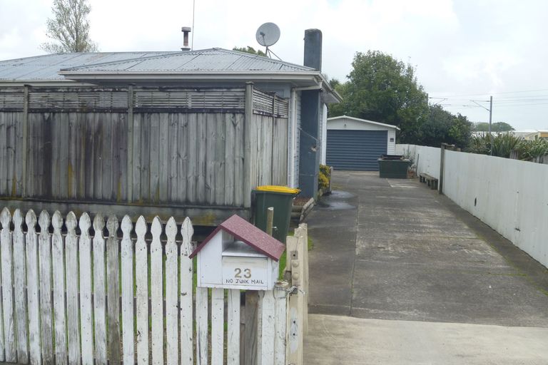 Photo of property in 23 Walters Road, Takanini, 2112