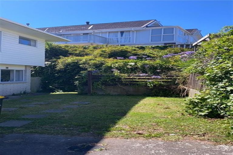 Photo of property in 13b Burdendale Grove, Churton Park, Wellington, 6037