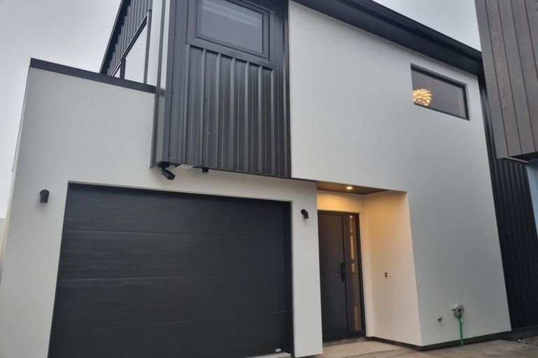 Photo of property in 2a Harley Grove, Boulcott, Lower Hutt, 5010