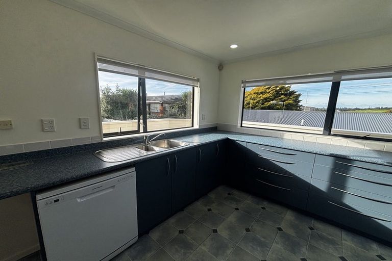 Photo of property in 26 Puni Street, Fitzroy, New Plymouth, 4312