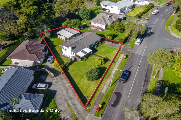 Photo of property in 42 Ennis Avenue, Pakuranga Heights, Auckland, 2010