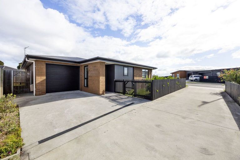 Photo of property in 52 Pragma Rise, Rototuna North, Hamilton, 3210