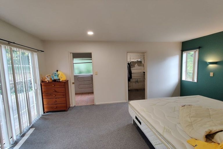 Photo of property in 22 Anaheim Boulevard, Shamrock Park, Auckland, 2016