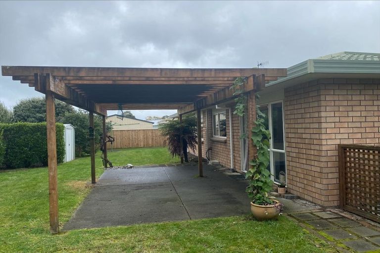 Photo of property in 46 Langdale Avenue, Paraparaumu, 5032