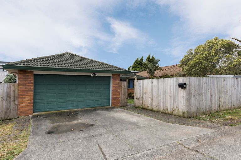 Photo of property in 25 Tilberg Street, Favona, Auckland, 2024