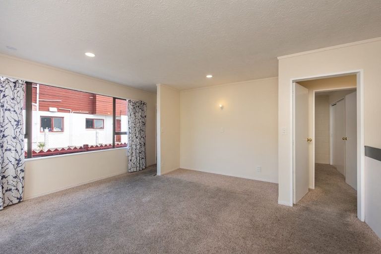 Photo of property in 25b Kemp Street, Kilbirnie, Wellington, 6022