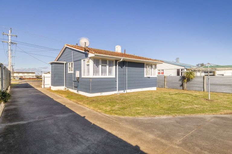 Photo of property in 152 Puriri Street, Castlecliff, Whanganui, 4501