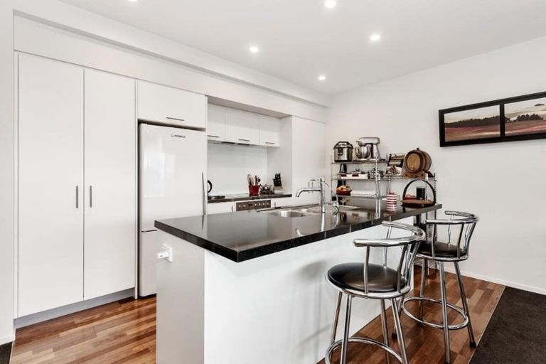 Photo of property in 23u7 Marama Street, Frankton, Hamilton, 3204