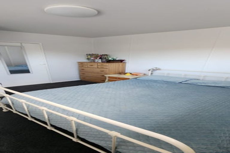 Photo of property in 1/59 Eskdale Road, Birkdale, Auckland, 0626