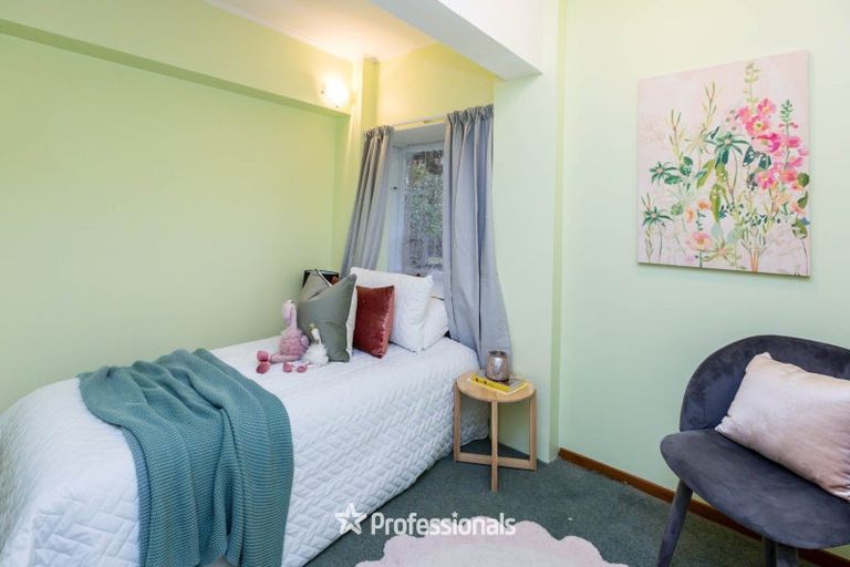 Photo of property in 32 Avian Crescent, Blue Mountains, Upper Hutt, 5371