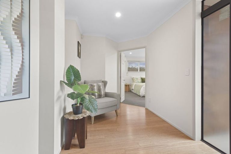 Photo of property in 28 Hawaiian Parade, Arkles Bay, Whangaparaoa, 0932